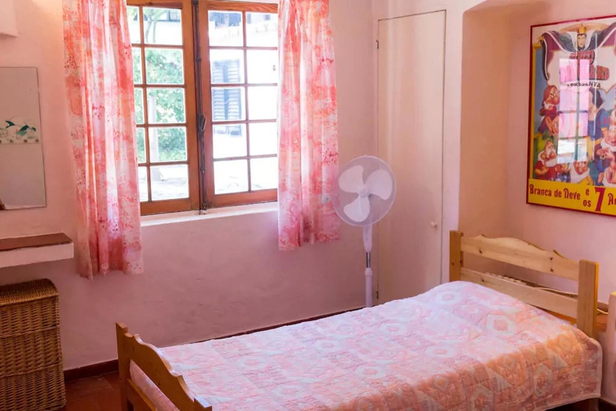House With 4 Bedrooms In With Pool Access Enclosed Garden Apartamento Albufeira